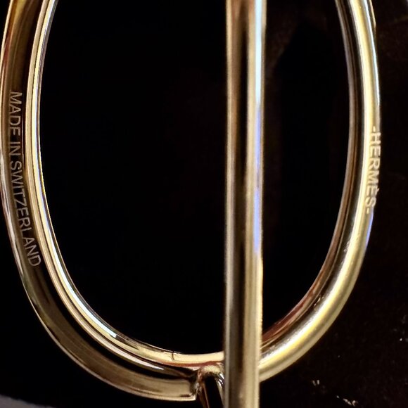 HERMES Gold tone Scarf Ring new & unused with Hermes box & pouch - Picture 2 of 6